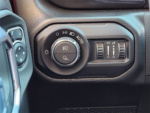 Certified 2022 Jeep Gladiator Sport image 20