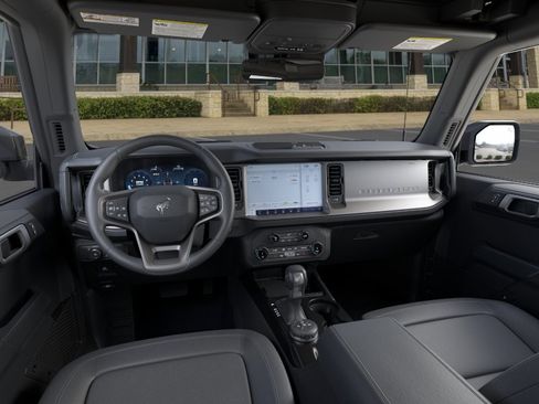 New 2026 Ford Bronco Outer Banks AWD/4WD image 9