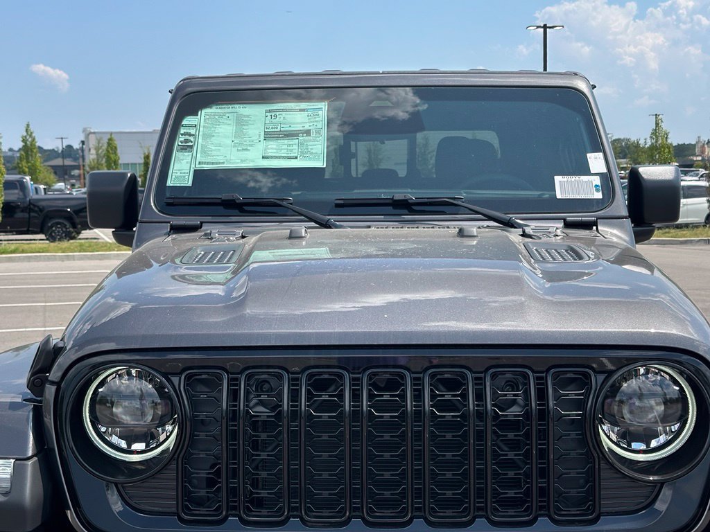 New 2026 Jeep Gladiator Sport AWD/4WD image 42