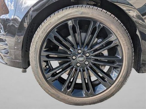 Certified 2026 Land Rover Range Rover Velar Dynamic SE image 25