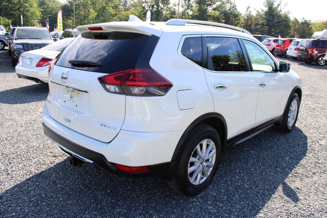 Used 2018 Nissan Rogue SV AWD/4WD image 7