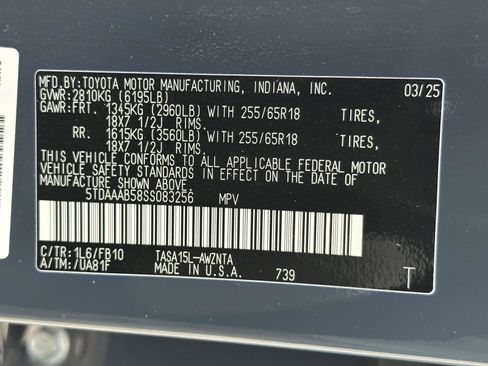 Used 2025 Toyota Grand Highlander AWD image 15