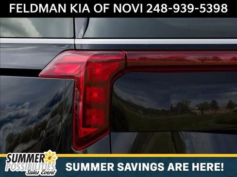 New 2026 Kia Carnival FWD image 11