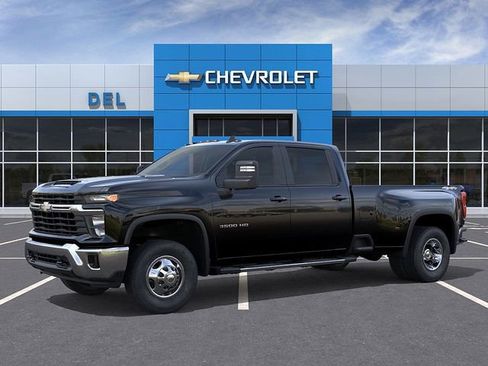 New 2026 Chevrolet Silverado 3500 LT image 2
