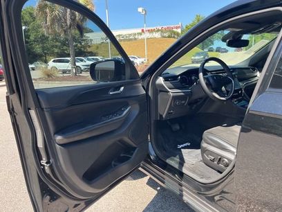 Used 2023 Jeep Grand Cherokee L Laredo