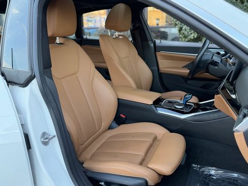 Used 2023 BMW i4 eDrive35 image 35