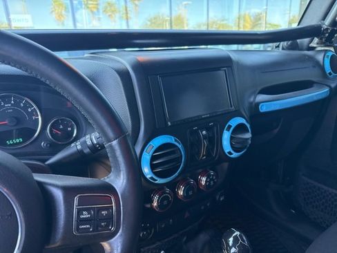 Used 2013 Jeep Wrangler Unlimited Rubicon w/ Connectivity Group image 6