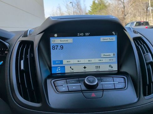 Certified 2018 Ford Escape SEL image 26