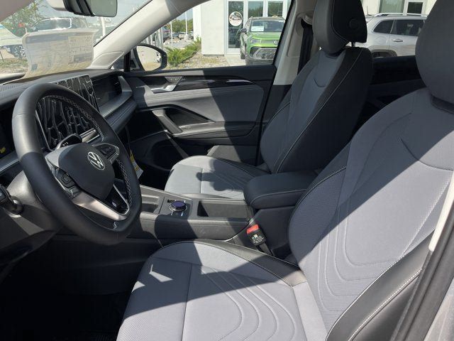 New 2026 Volkswagen Tiguan SE AWD/4WD image 12