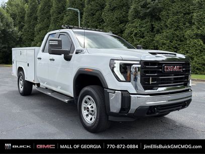 Used 2024 GMC Sierra 3500 Pro w/ Convenience Package