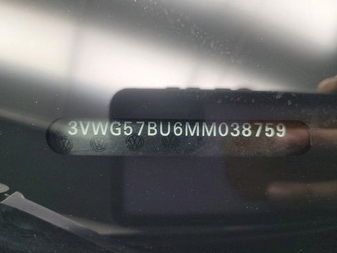 Used 2021 Volkswagen Jetta SEL Premium FWD image 33