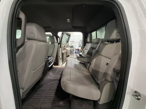 Used 2019 GMC Sierra 1500 SLT w/ SLT Premium Plus Package AWD/4WD image 13