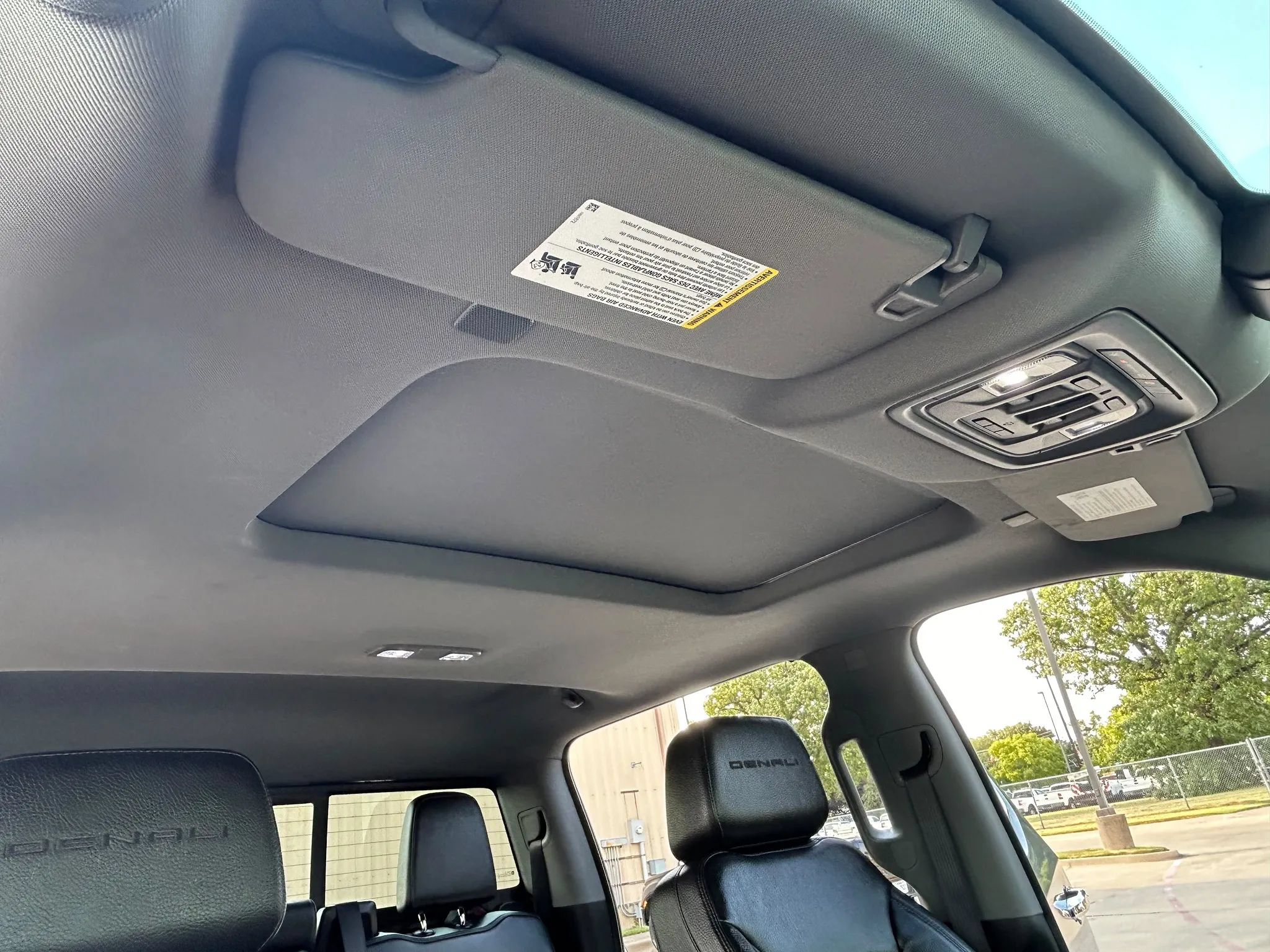 Used 2019 GMC Sierra 1500 Denali w/ Denali Ultimate Package AWD/4WD image 28