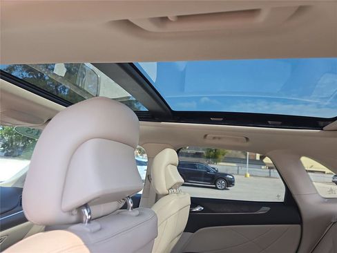 Used 2018 Lincoln MKC Reserve image 27