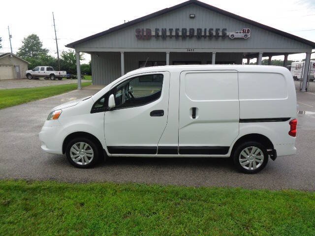 Used 2018 Nissan NV200 SV w/ Navigation Package FWD image 2