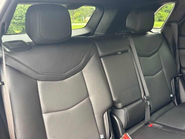 Used 2025 Cadillac XT5 Premium Luxury AWD/4WD image 32