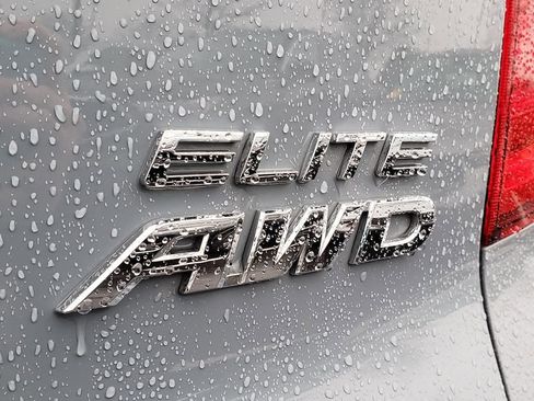 Used 2023 Honda Passport Elite image 7