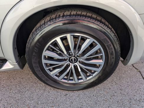 Used 2022 Nissan Armada SV w/ SV Appearance Package image 29