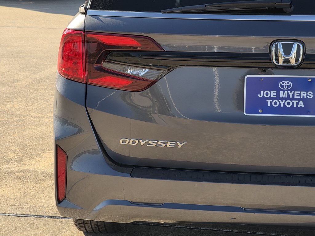 Used 2025 Honda Odyssey EX-L image 10