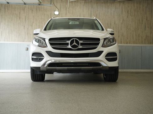 Used 2017 Mercedes-Benz GLE 350 4MATIC image 3