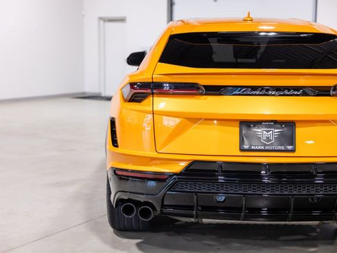 Used 2024 Lamborghini Urus S AWD/4WD image 14