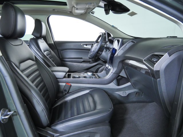Certified 2024 Ford Edge SEL w/ Convenience Package AWD/4WD image 12