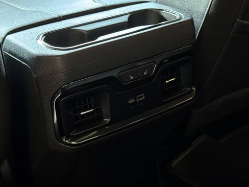 Certified 2023 GMC Sierra 1500 AT4 w/ AT4 Preferred Package AWD/4WD image 15
