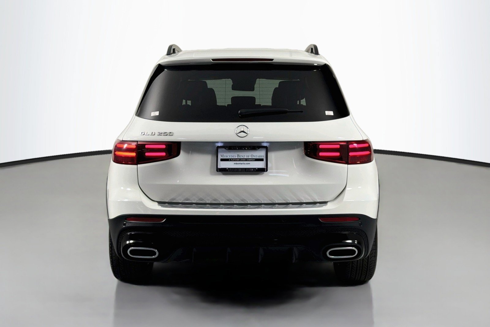 Used 2024 Mercedes-Benz GLB 250 image 4