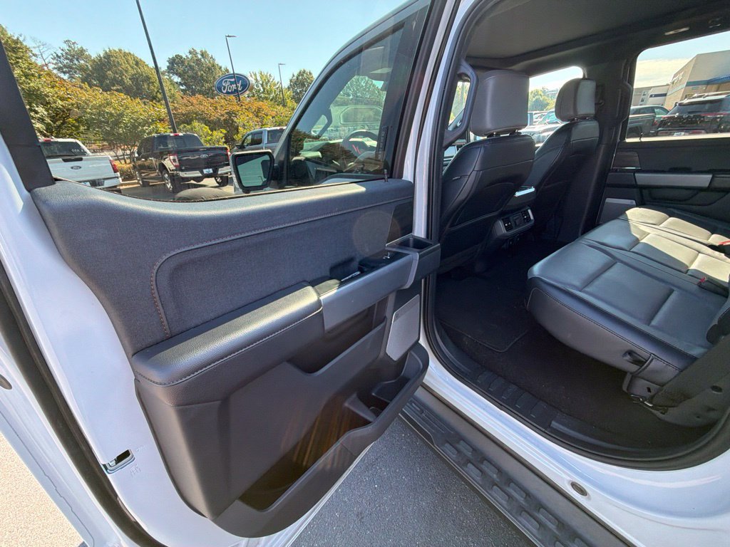 Used 2024 Ford F150 Lightning Lariat AWD/4WD image 14