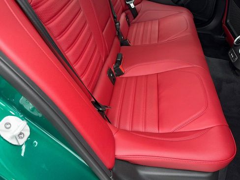 New 2025 Alfa Romeo Giulia Base image 47