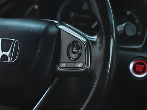 Used 2020 Honda Civic EX image 22