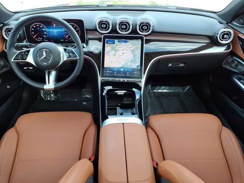 Certified 2025 Mercedes-Benz C 300 Sedan image 4