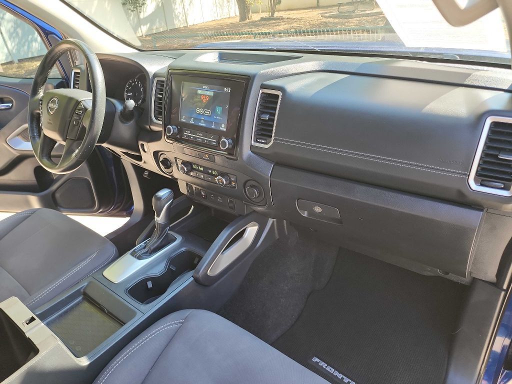 Used 2022 Nissan Frontier SV w/ Technology Package AWD/4WD image 36