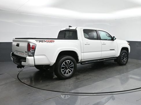 Used 2023 Toyota Tacoma TRD Sport image 7