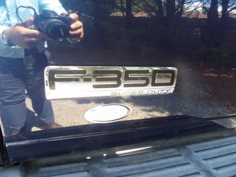 Used 2006 Ford F350 Lariat AWD/4WD image 10