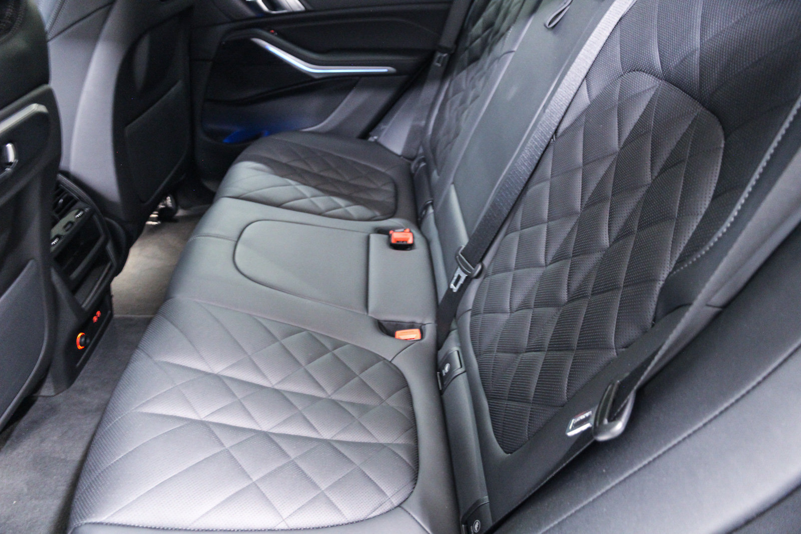 Certified 2024 BMW X5 sDrive40i w/ M Sport Package RWD image 19