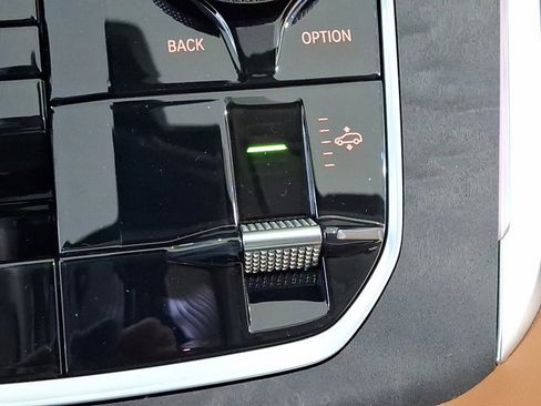 New 2026 BMW X7 xDrive40i image 18