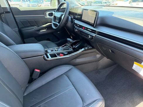 New 2026 Kia Sorento SX FWD image 22