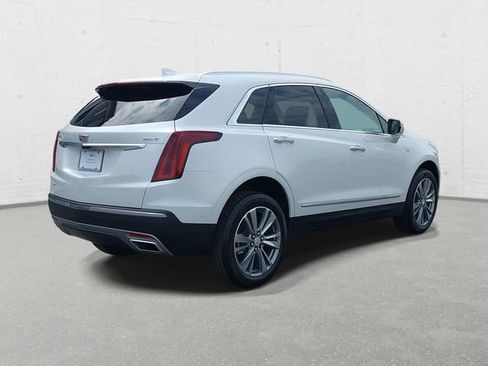 Used 2025 Cadillac XT5 Premium Luxury w/ Technology Package AWD/4WD image 5