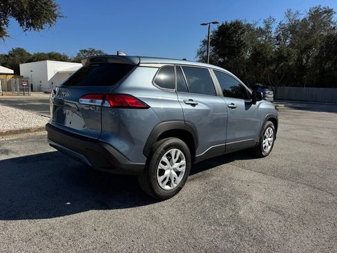 Used 2024 Toyota Corolla Cross L image 8