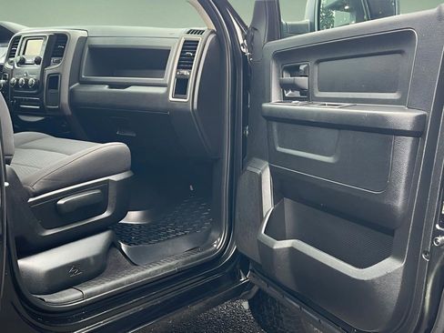 Used 2019 RAM 1500 Express w/ Express Value Package image 19