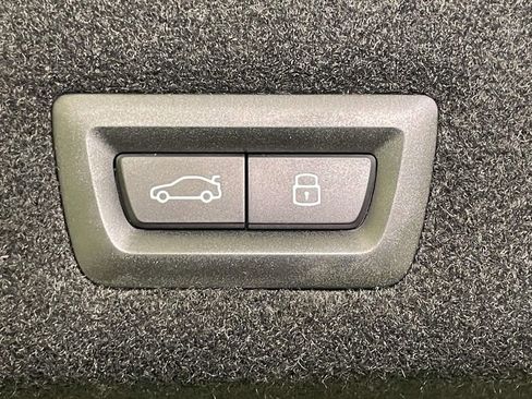 New 2026 BMW 740i xDrive AWD/4WD image 16