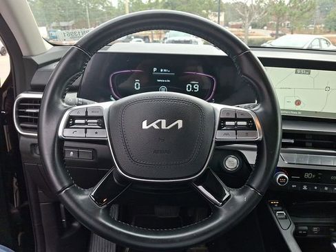 Used 2024 Kia Telluride S image 21