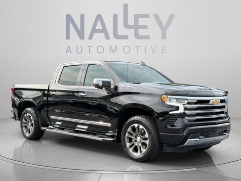 Used 2024 Chevrolet Silverado 1500 High Country w/ Technology Package AWD/4WD image 7