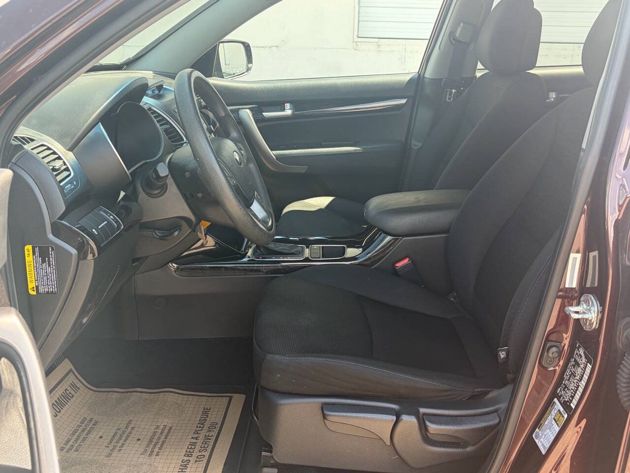 Used 2015 Kia Sorento LX FWD image 12