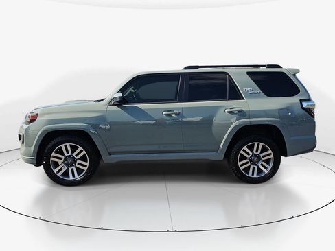 Used 2022 Toyota 4Runner TRD Sport AWD/4WD image 10