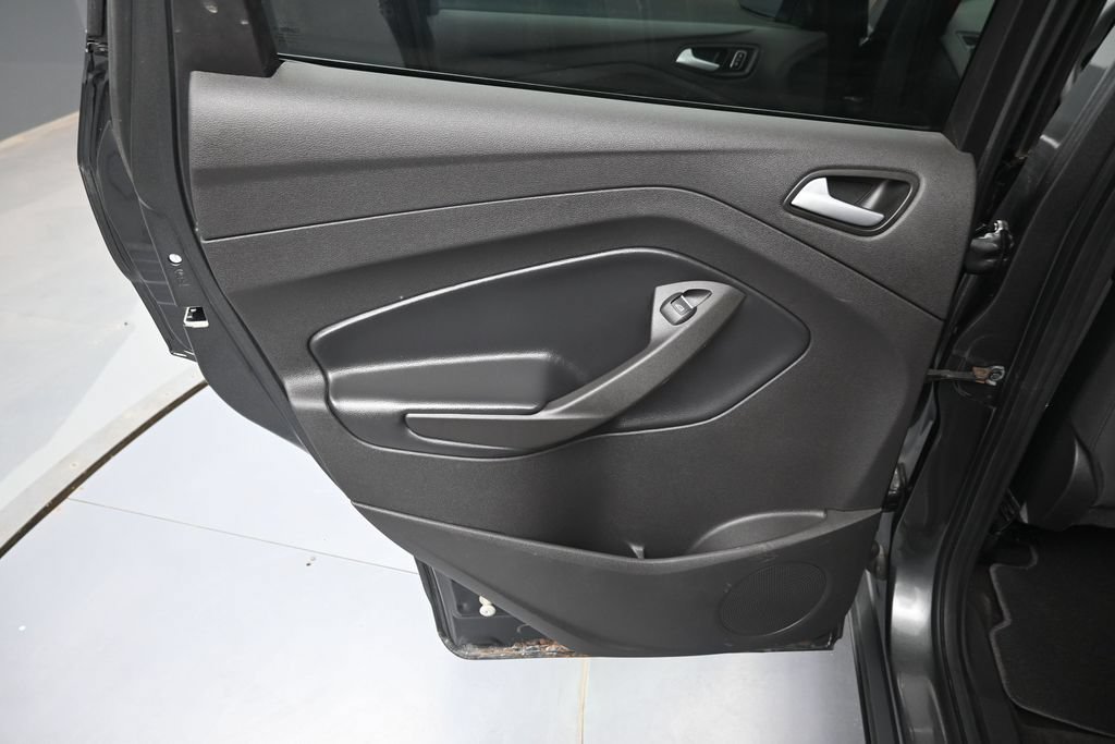 Used 2019 Ford Escape SE AWD/4WD image 25