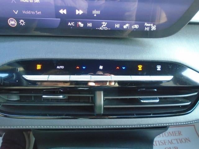 Certified 2025 Buick Enclave Preferred AWD/4WD image 13