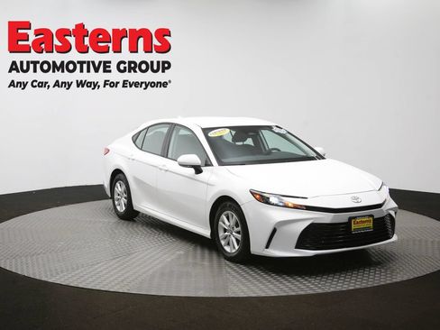 Used 2025 Toyota Camry LE FWD image 50