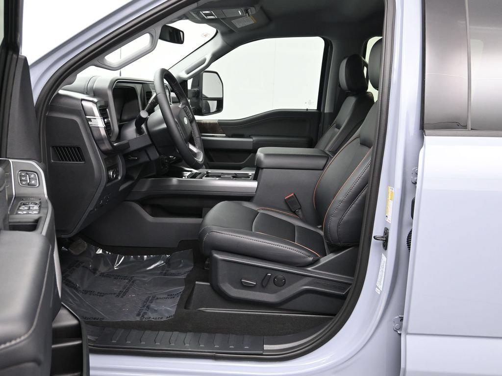 New 2026 Ford F250 Lariat w/ Black Appearance Package AWD/4WD image 11